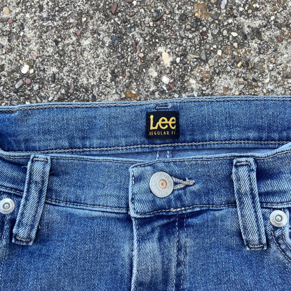 Lee Regular Fit Blue Denim Jeans Straight Leg Medium Wash Mens Size 31 - Picture 3 of 8